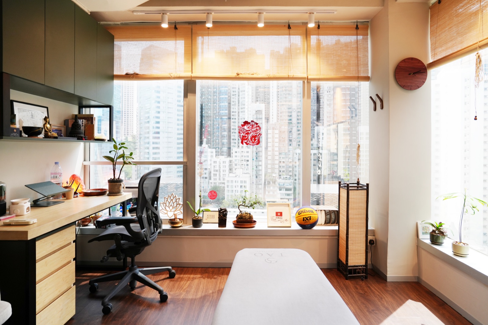TAO Osteopathy treatment room in Central, Hong Kong